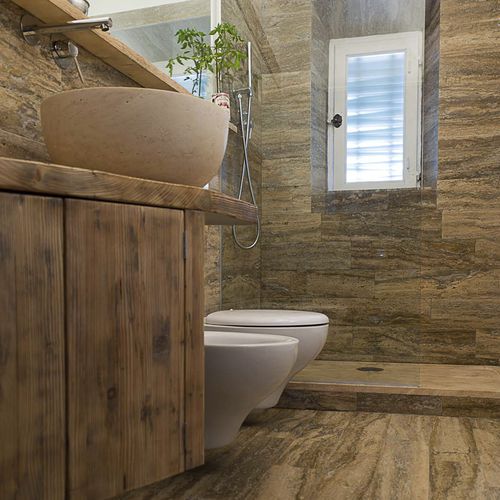 Carrelage en travertin - ELM STONE - PIETRE DI RAPOLANO PDR SRL - vieilli / d'intérieur / mural