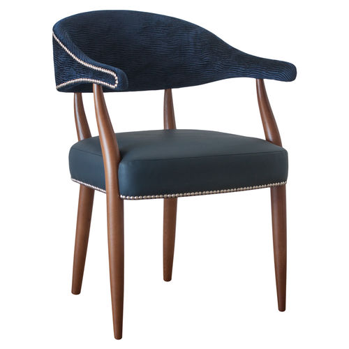 Chaise contemporaine - MARIA 2 - CMcadeiras - d'intérieur / en tissu / avec piètement en bois