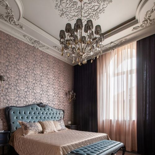 Lustre classique - VIENNA - Ccastro Lighting - en cristal Swarovski® / en laiton / en teck