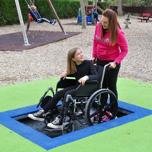 Trampoline pour fauteuil roulant - R4327  - Industrias Agapito - pour aire de jeux / rectangulaire / d'extérieur
