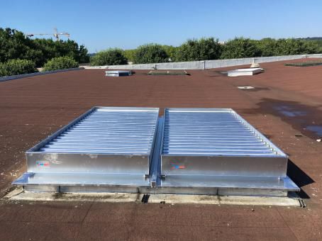 Trappe de désenfumage en verre - SMOKEJET COMBI - AIRSUN - en aluminium / en polycarbonate / pour toiture