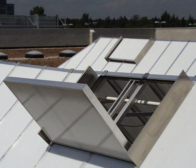 Trappe de désenfumage en aluminium - PHOENIX MONO - AIRSUN - en polycarbonate / pour toiture / pour façade
