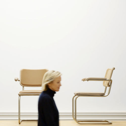 Chaise contemporaine - JS . THONET - THONET - d'intérieur / en acier / en cuir