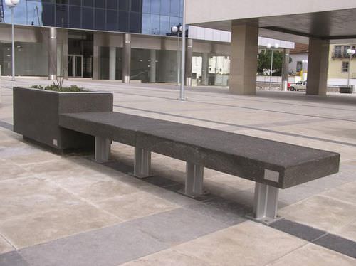 Banc public contemporain - CITIZEN - A Amop Synergies - en béton / modulaire