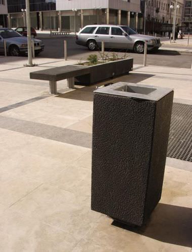 Poubelle publique - CITIZEN - A Amop Synergies - en inox / en béton / avec cendrier intégré