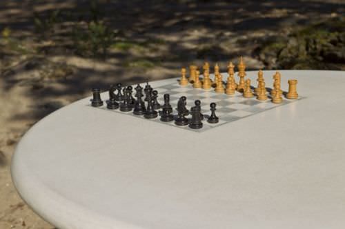 Table d'échecs d'extérieur - AMOPLAY : CHESS TABLE - A Amop Synergies - contemporaine / pour espace public