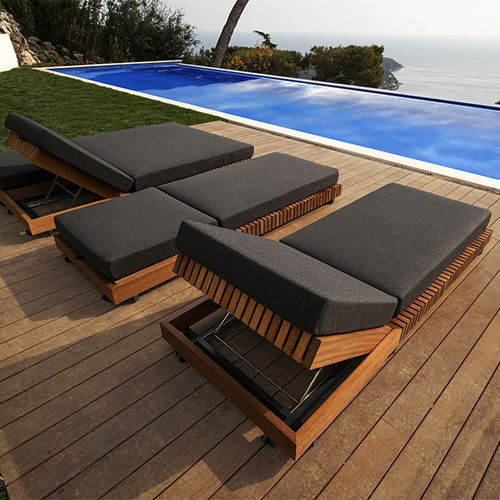 Bain de soleil contemporain - CAPRI - AKT GROUP - en tissu déperlant / en simili cuir / en iroko