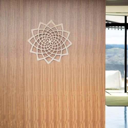 Applique murale design original - SUNFLOWER - David Trubridge Design - d'intérieur / en bois / sculpturale