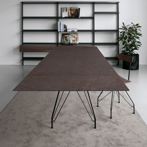 Table contemporaine - T11 - extendo - en frêne / en HPL / en céramique