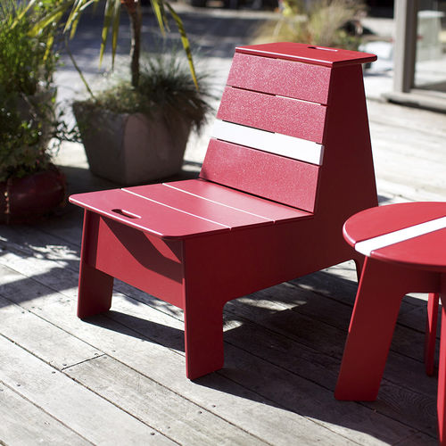Fauteuil contemporain - RACER - Loll Designs - en polyéthylène haute densité PEHD / 100% recyclable / de jardin