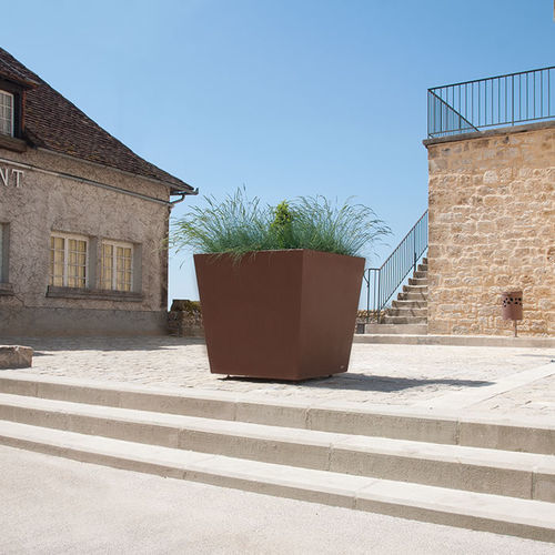 jardinière en acier inoxydable - CYRIA | mobilier urbain