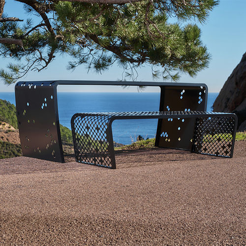 Table de pique-nique contemporaine - ELINIUM - CYRIA | Mobilier Urbain - en métal peint / en acier / en acier thermolaqué