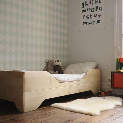 Lit simple - ECHO - Kalon Studio - contemporain / pour enfant / en bois