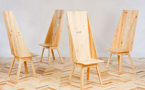 Chaise contemporaine - WASTE NOT WANT NOT - studiomama - en bois / en matériaux de récupération / résidentielle