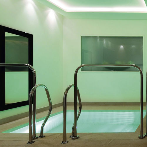 Piscine d'intérieur - COLD - Starpool - professionnelle / enterrée / en pierre