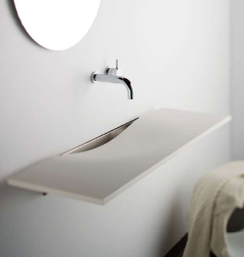 Vasque suspendue - ONDA - Omvivo - en Solid Surface / avec miroir ajustable / rectangulaire