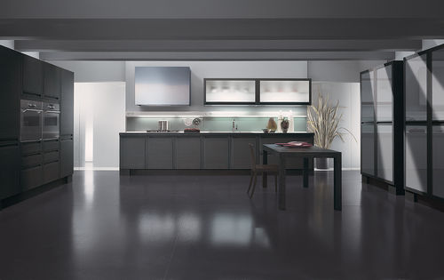Cuisine contemporaine - MILANO - Biefbi Cucine - en placage de bois / en bois massif / avec poignée intégrée
