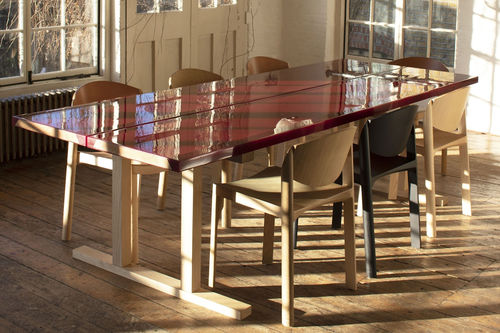 Table à manger contemporaine - UDUKURI - Established and sons - en frêne / époxy / avec piètement en bois