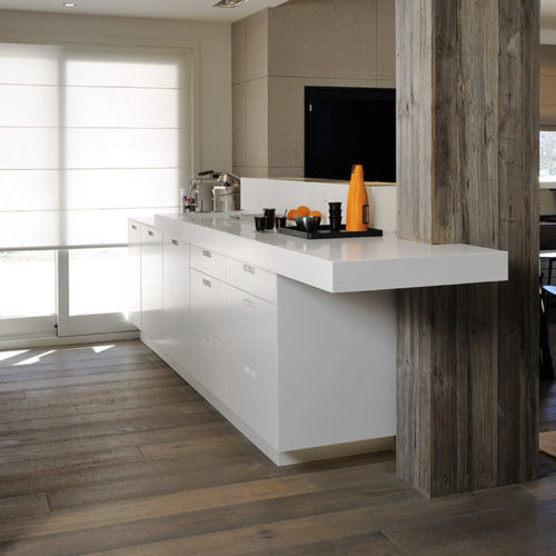Meuble de cuisine en bois - IMAGE 01 - IMAGE - résidentiel