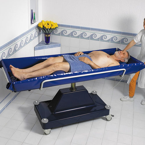 Chariot de douche pour personnes à mobilité réduite - Trautwein