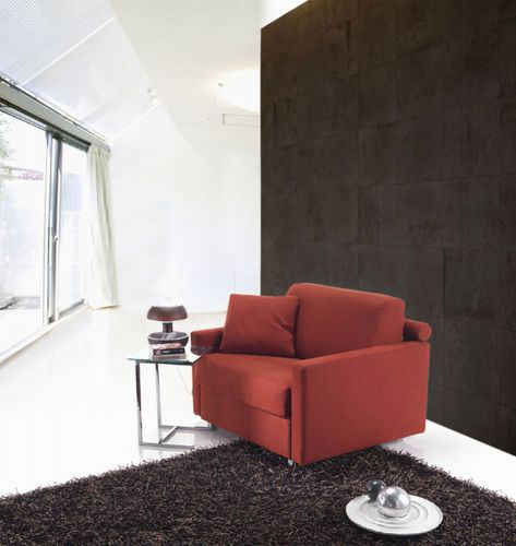 Fauteuil contemporain - BEGIN - Respace - en tissu / lit / rouge