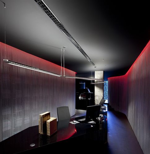 Séparateur d'espace en résille - CURVED, FIXED - KriskaDECOR - en métal / pour espace public / pour bureau