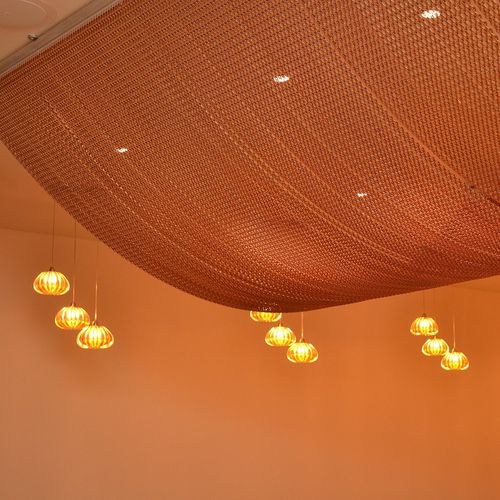 Plafond tendu en métal - KriskaDECOR
