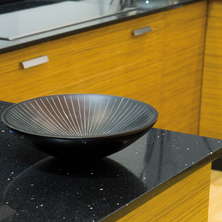 Plan de travail en composite quartz - AZABACHE - COMPAC The Surfaces Company - de cuisine