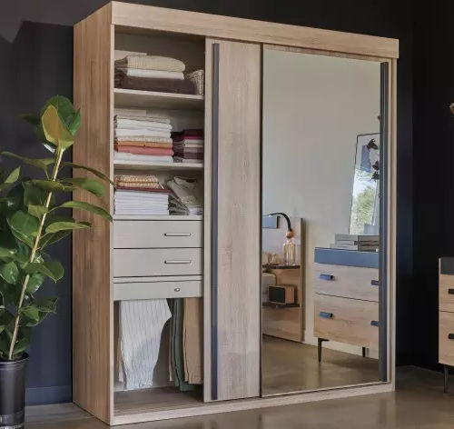 Armoire contemporaine - FIRST - Meubles Célio - en mélaminé / à portes coulissantes / avec miroir