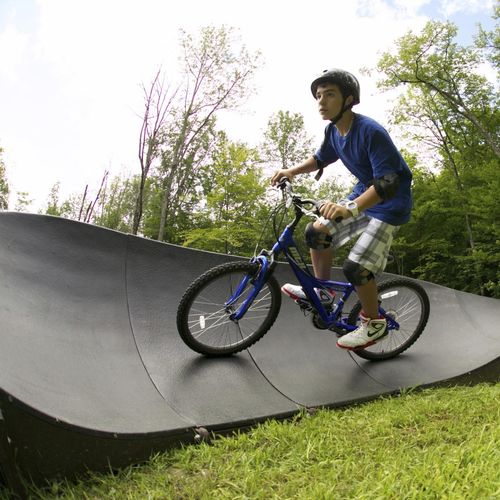 Pumptrack modulable - DIAMOND POINT, NY - World Skate Parks - pour bikeparks
