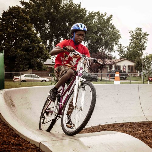 Pumptrack pour skatepark - FARGO, ND - World Skate Parks - en béton