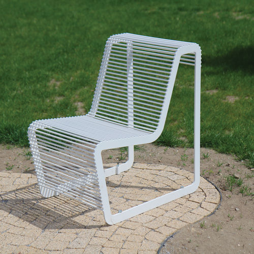 Chauffeuse contemporaine - LIMPIDO - mmcité street furniture - en acier galvanisé / en acier galvanisé / noire