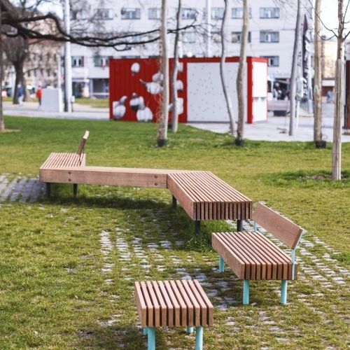 Banc public contemporain - WOODY - mmcité street furniture - en acier à revêtement par poudre / en acier / en acier inoxydable