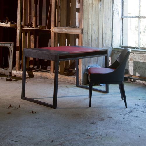 Bureau sur pied - MONTSOREAU - Duvivier - contemporain / en chêne / en cuir
