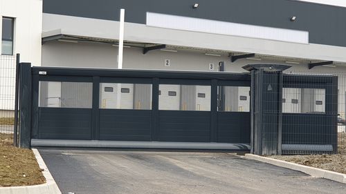 Portail autoportant - ULMALU 800 RAPID 50 - TGO (TRAVAUX GENERAUX DE L'OUEST) - droit / gauche / en aluminium