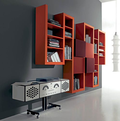 Bibliothèque murale - SIDE 17  - Fimar Srl - contemporaine / en bois laqué mat / rouge
