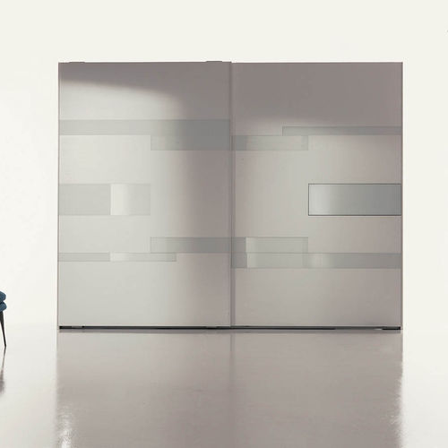 Armoire contemporaine - EMOTION  - Fimar Srl - en chêne / en bois laqué brillant / en verre