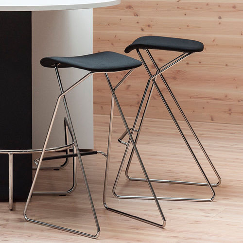 Tabouret de bar contemporain - TIDE - Orange Box - en cuir / avec piètement en métal / tapissé