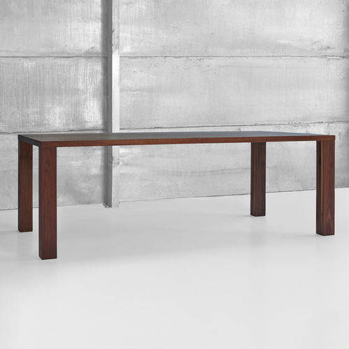 Table à manger contemporaine - IUSTUS - vitamin design - en chêne / en bois massif / en frêne