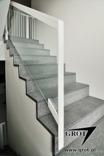 Garde-corps en acier - B4 3 - GROT - à panneaux en verre / d'intérieur / pour escalier