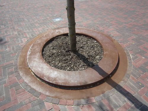 Bordurette d'arbre - RIEST - ANAE street furniture - en acier COR-TEN® / circulaire
