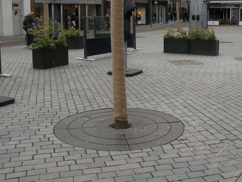 Grille d'arbre ronde - LINDER - ANAE street furniture - en fonte