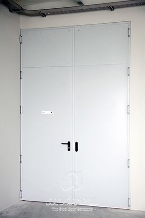 Porte d'intérieur - NEO & TURIA - Andreu Barberá, S.L. - en acier galvanisé / en tôle d'acier / battante