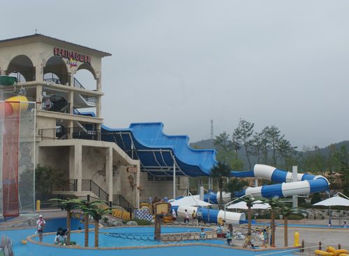 Rampe pour parc aquatique - TSUNAMI - Polin Waterparks