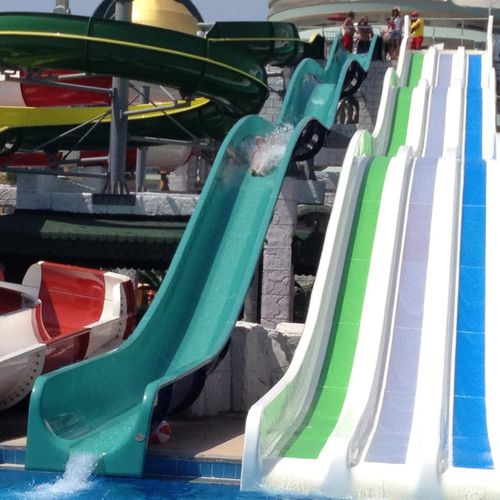 Toboggan droit KAMIKAZE Polin Waterparks pour parc aquatique / à