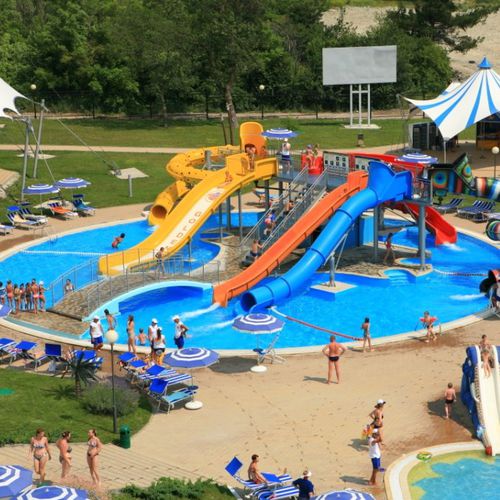 Toboggan droit - KIDS' BODY - Polin Waterparks - tournant / pour parc aquatique / tubulaire