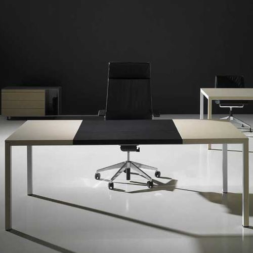 Bureau de direction - NETA - Dynamobel - sur pied / contemporain / en bois