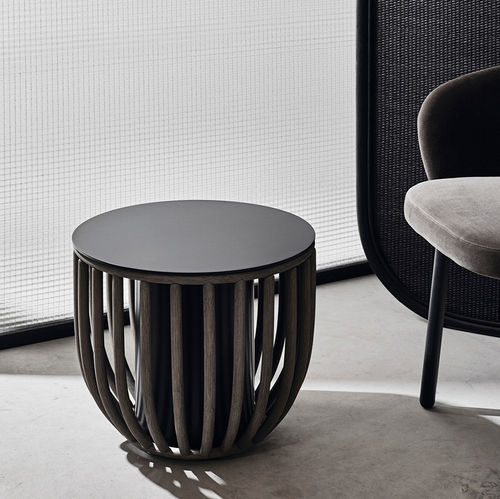 Table basse contemporaine - FRAMES - expormim - en acier laqué / avec piètement en acier / avec piètement en rotin