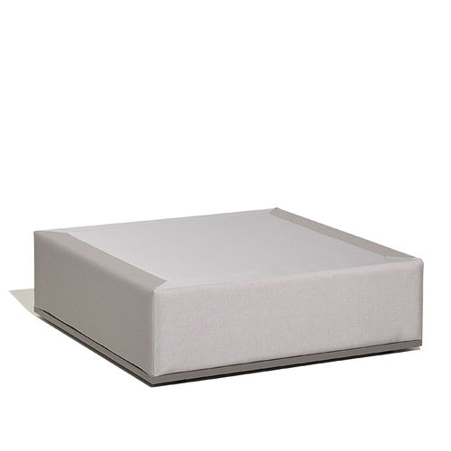 Table basse contemporaine - MOOD XL - bivaq - en tissu / avec piètement en métal / carrée