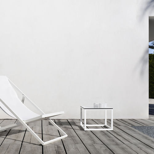 Table d'appoint contemporaine - CLUB - bivaq - en aluminium peint / avec piètement en aluminium peint / carrée